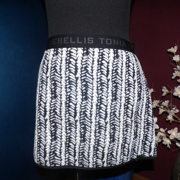 TONIA DEBELLIS FITTED BLACK & WHITE MINI SKIRT L SKI SNOW VACATION WINTER